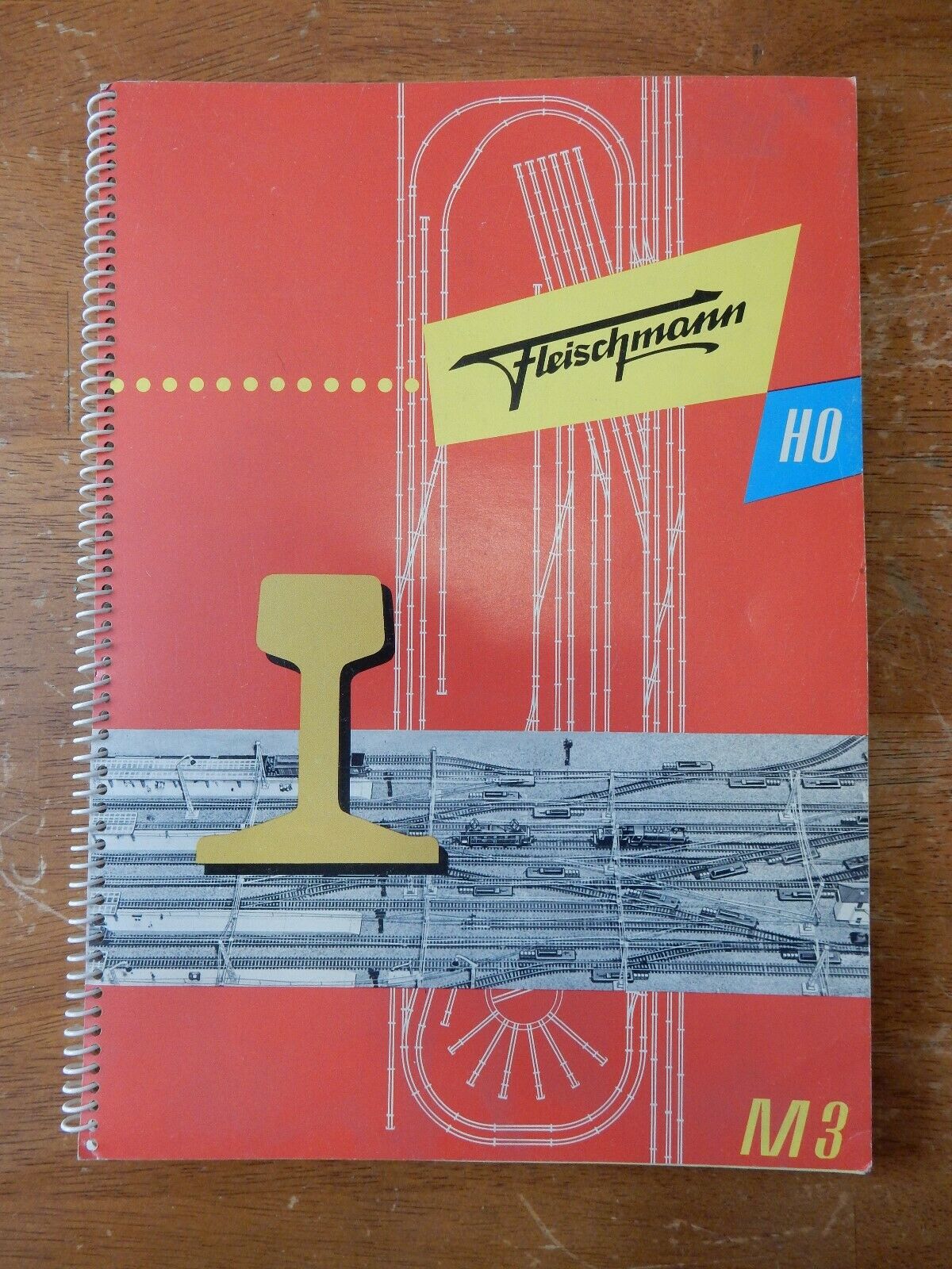 Fleischmann  Ho Train Track Layout Book M3 In German With English Translation